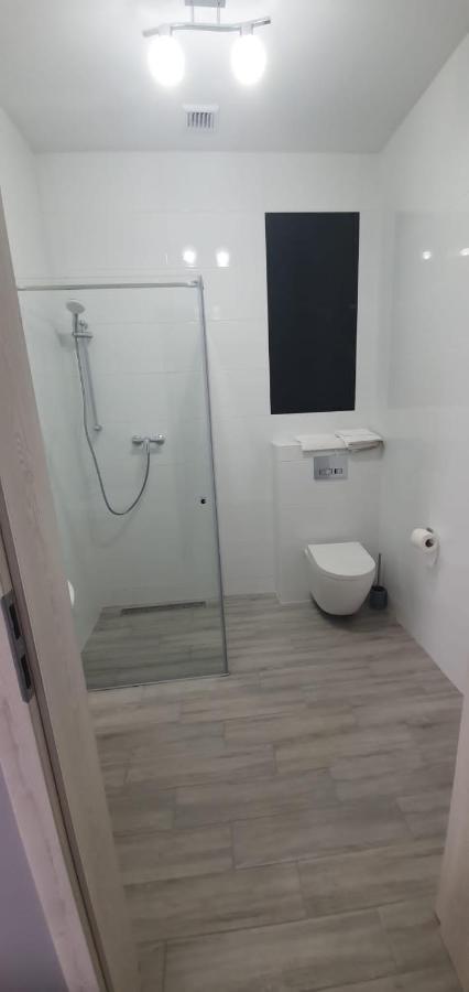 Hostel Agma Jasien  المظهر الخارجي الصورة